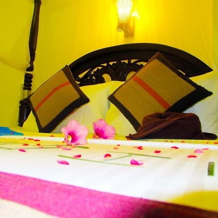 Shanika Beach Inn Tangalle Exterior photo