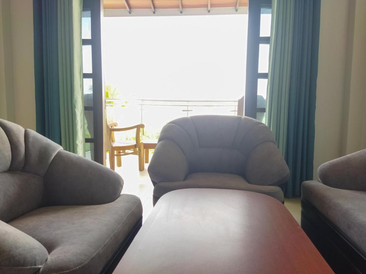 Shanika Beach Inn Tangalle Exterior photo
