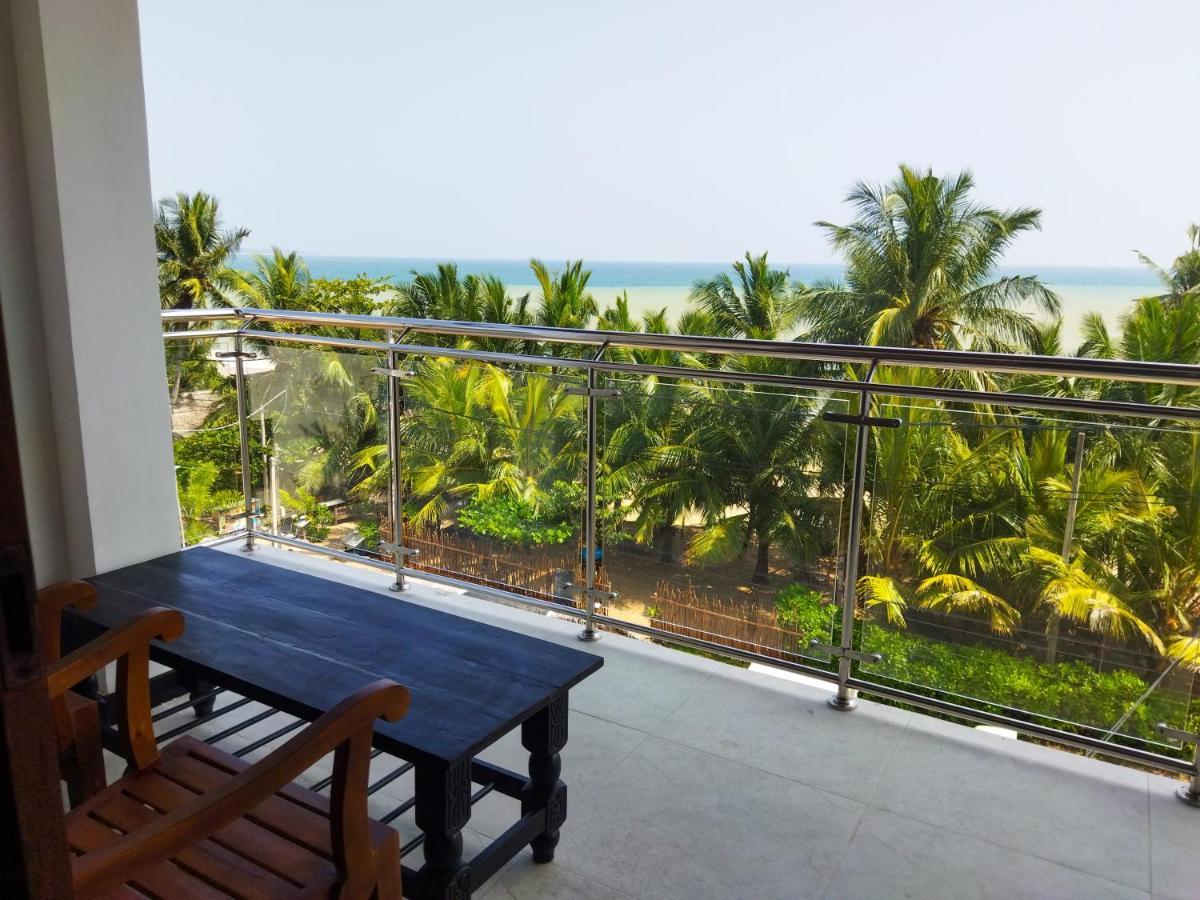 Shanika Beach Inn Tangalle Exterior photo