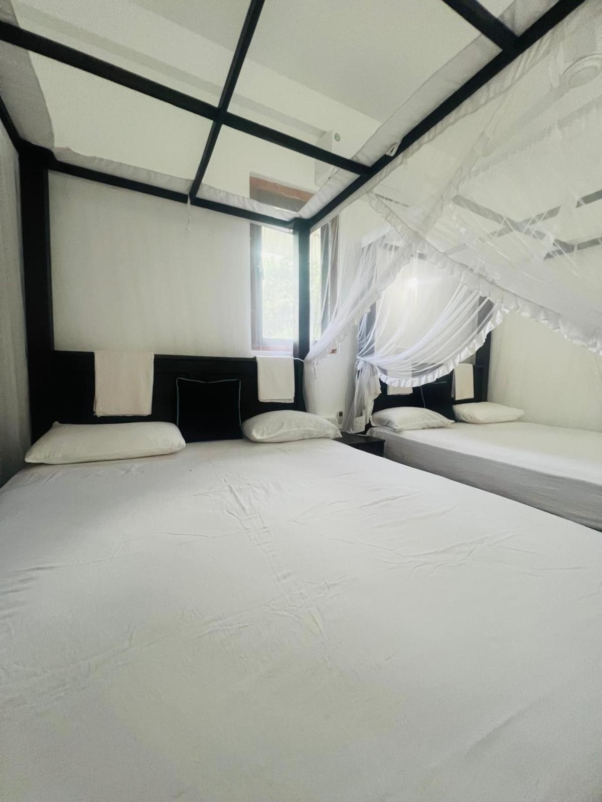 Shanika Beach Inn Tangalle Exterior photo