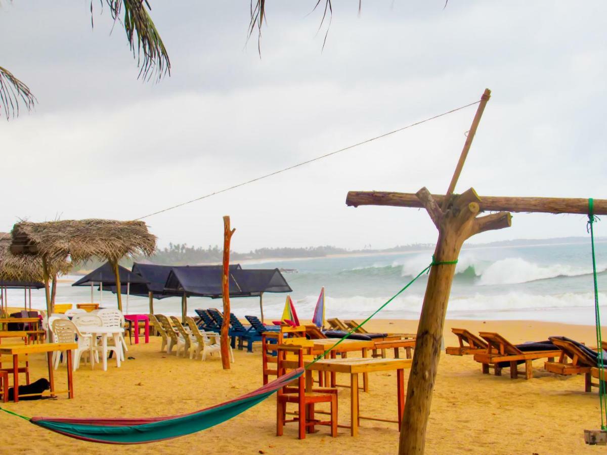 Shanika Beach Inn Tangalle Exterior photo